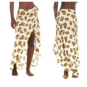 Body Glove Lena Skirt in Pearl/Playful